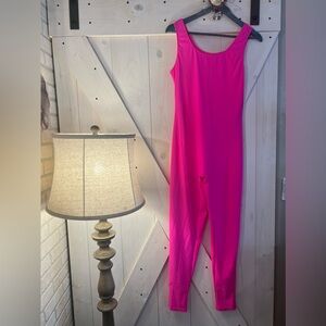 New Hot pink jumpsuit 🩷